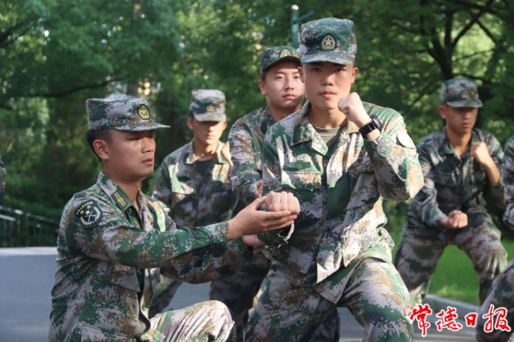 https://mmbiz.qpic.cn/mmbiz_png/AmrEqmf1ISQbRicZU44UFN09rYloRseLoc0sPn9ibqjsktAW7LCmkrVzyibZLW84eVSDx7uQqNMA4eNzY1VKtIK3Q/640?wx_fmt=png&wxfrom=5&wx_lazy=1&wx_co=1